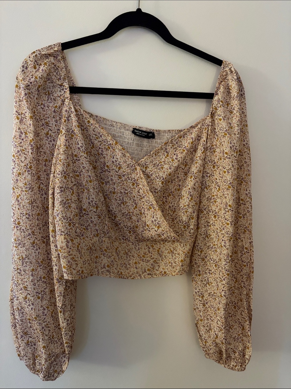 Floral Puff-Sleeve Crop Top - Beige